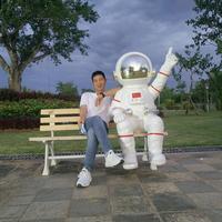 嘴角的一抹邪笑头像