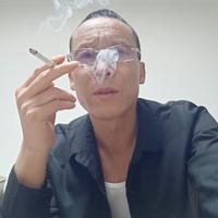 踏月头像
