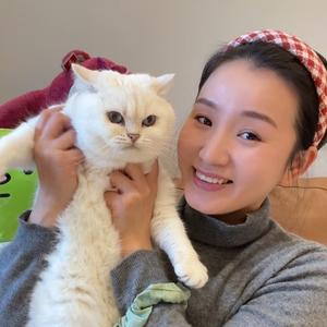 小妖晶耿耿（鲜朗专场进行中）头像