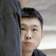 屋顶橙子味的个人资料头像