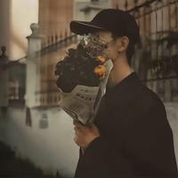 卖兔排的小老弟头像