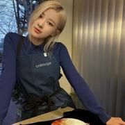 屠瑶的个人资料头像