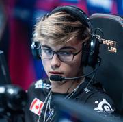 Twistzz的个人资料头像