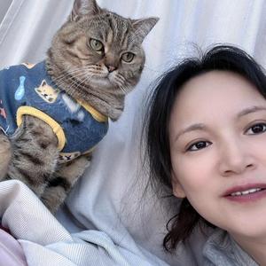 豁达香蕉是只猫头像