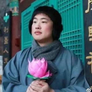 谭谭不喝奶茶头像