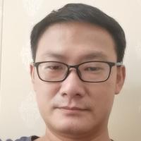 聪颖变色龙头像