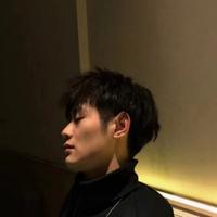 疯人院里的小头头头像