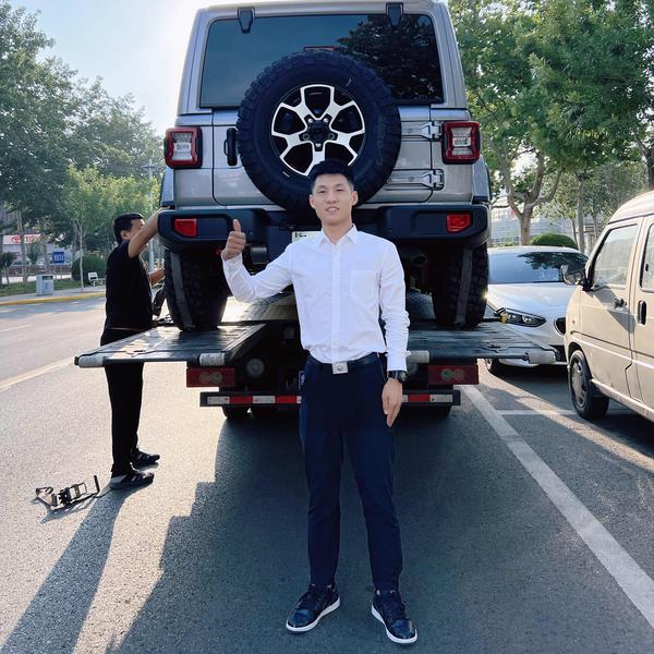 孫大牙说车头像