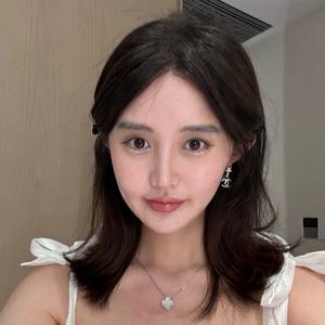 沪漂女孩艺轩晚8点直播
