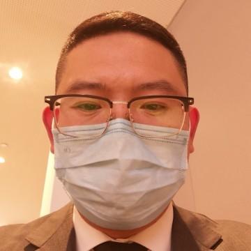 奥迪刘文涛头像