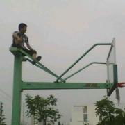 疯待葬的个人资料头像