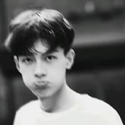 给你买个冰糖葫芦的个人资料头像