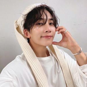 胡萝卜胡乱开箱头像