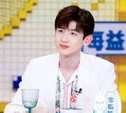 亭爱举铁的个人资料头像