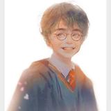 李强8933头像