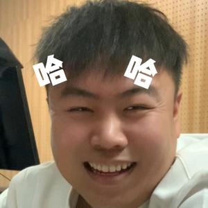 小呀小班长头像