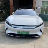 沉稳的老板头像