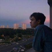 陌离36的个人资料头像