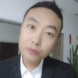 宠要中介哥头像