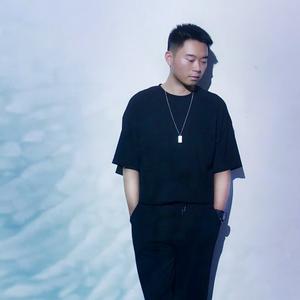小志老师手机摄影头像