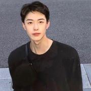 亲爱的李的个人资料头像