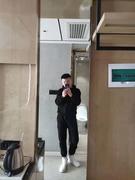 i大头哥哥的个人资料头像