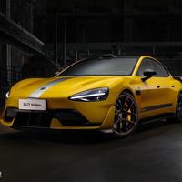 SU7发布会现场头像