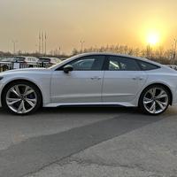 奥迪RS磊磊头像