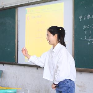 小米老师教数学头像