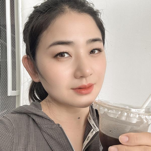 Cyndi的豪车库头像