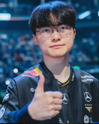 AsLxOi的个人资料头像