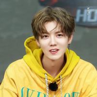 单色冰淇淋777头像