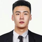 老查哄头像