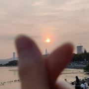 小城边的个人资料头像