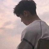 允逸天头像