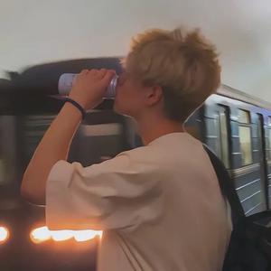小安头像