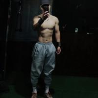 单纯轮船5J9头像