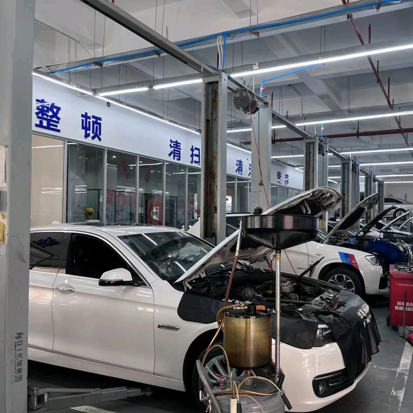 佛山华胜奔驰宝马奥迪专修店头像