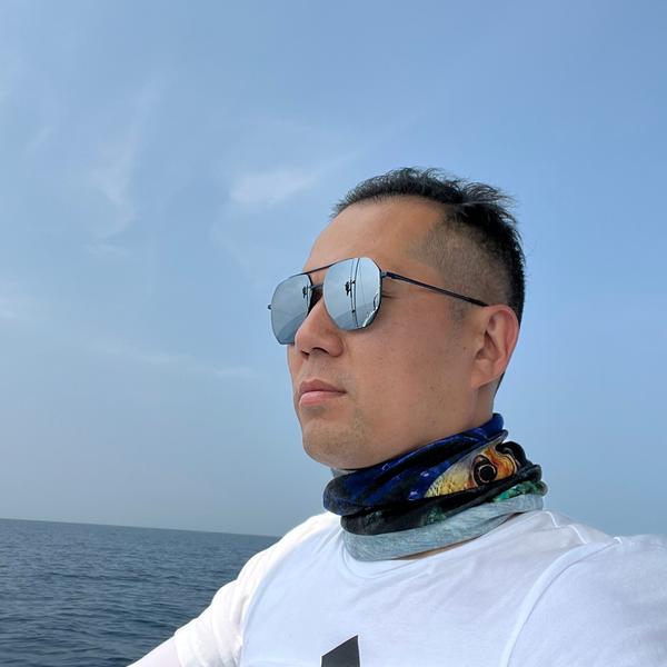 关与车车行头像