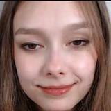 雀儿有粒米头像