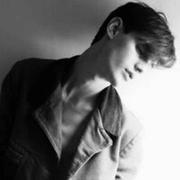 展翅高翔的个人资料头像