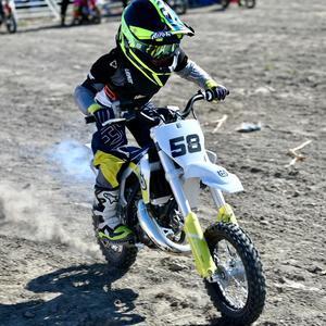 燃野少年58头像