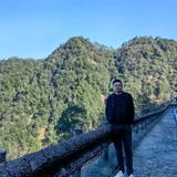 跑工地的搬砖工头像