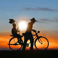 爱生活的溪流ig头像