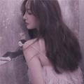 小性感的苗苗头像