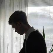 十肆313的个人资料头像