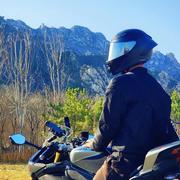 早睡早起215的个人资料头像