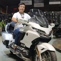 翔然机车劉老师儿头像