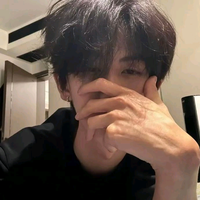 小阳吃冰棍头像