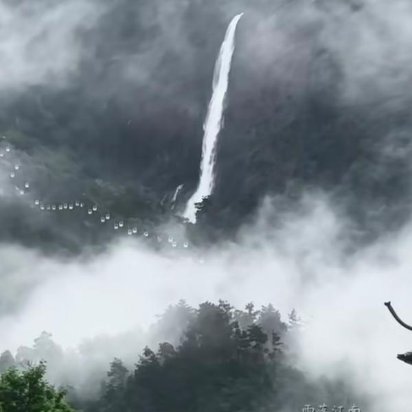山顶看银河头像